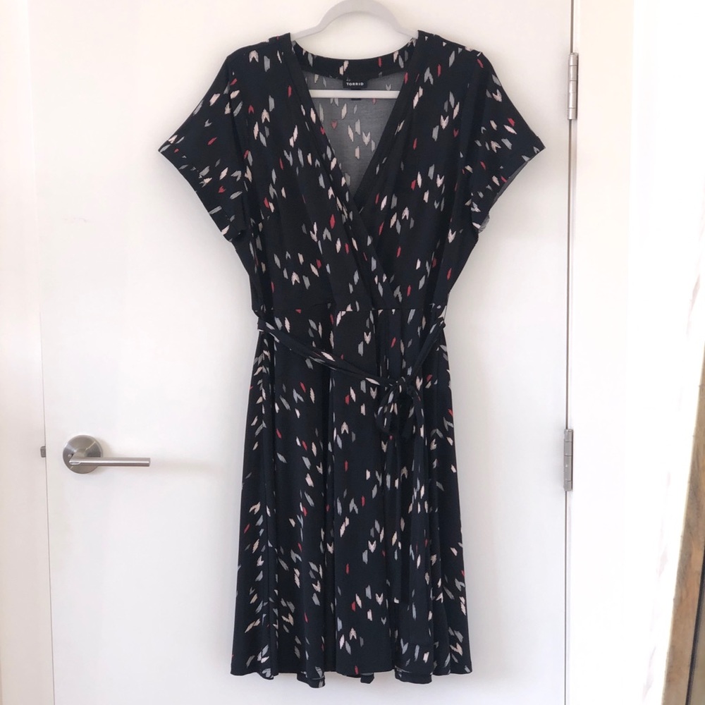 Torrid Black V-Neck Dress (1X)